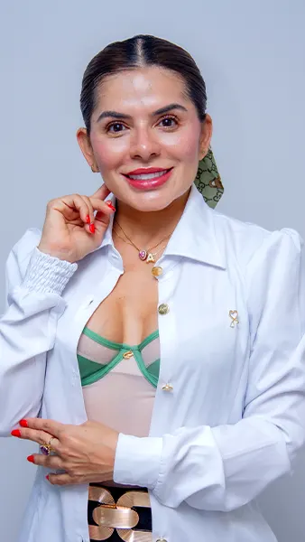 Img-ClinicaMassai-Equipo-Perfil-2026_Dra-Alexandra-Mejia-Carvajal Img-ClinicaMassai-Equipo-Perfil-2026_Dra-Alexandra-Mejia-Carvajal